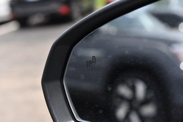 New 2026 Volkswagen Taos SE AWD/4WD image 9