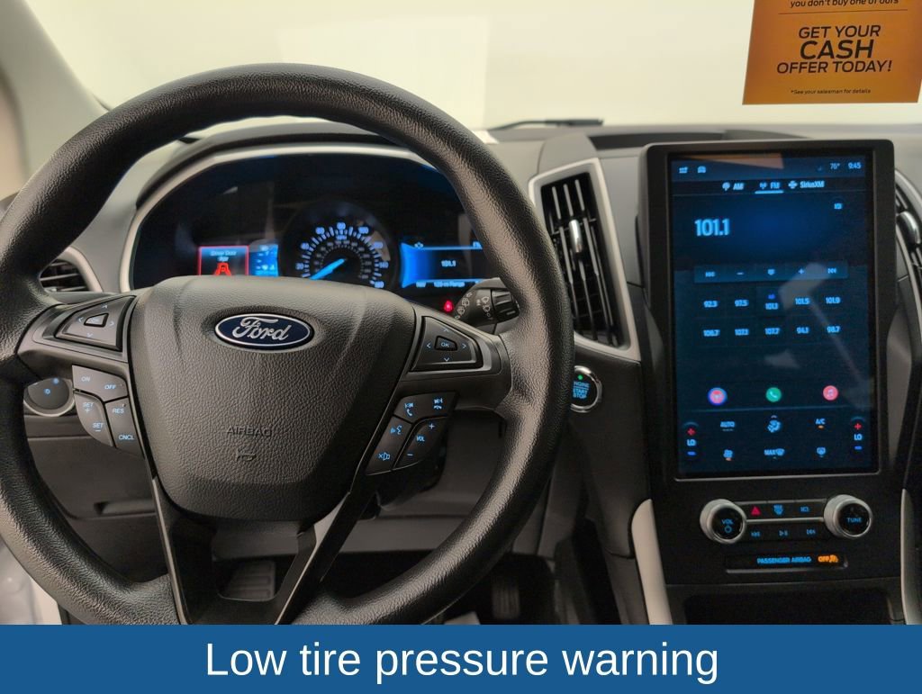 Certified 2021 Ford Edge SE image 19