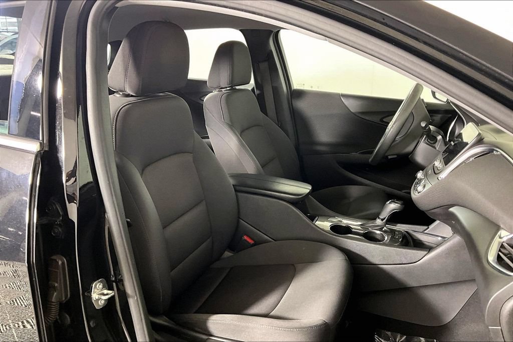Used 2020 Chevrolet Malibu LT FWD image 6