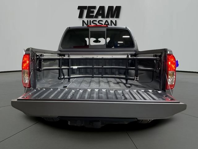 Used 2020 Nissan Frontier SV w/ Midnight Edition Floor Mats AWD/4WD image 5