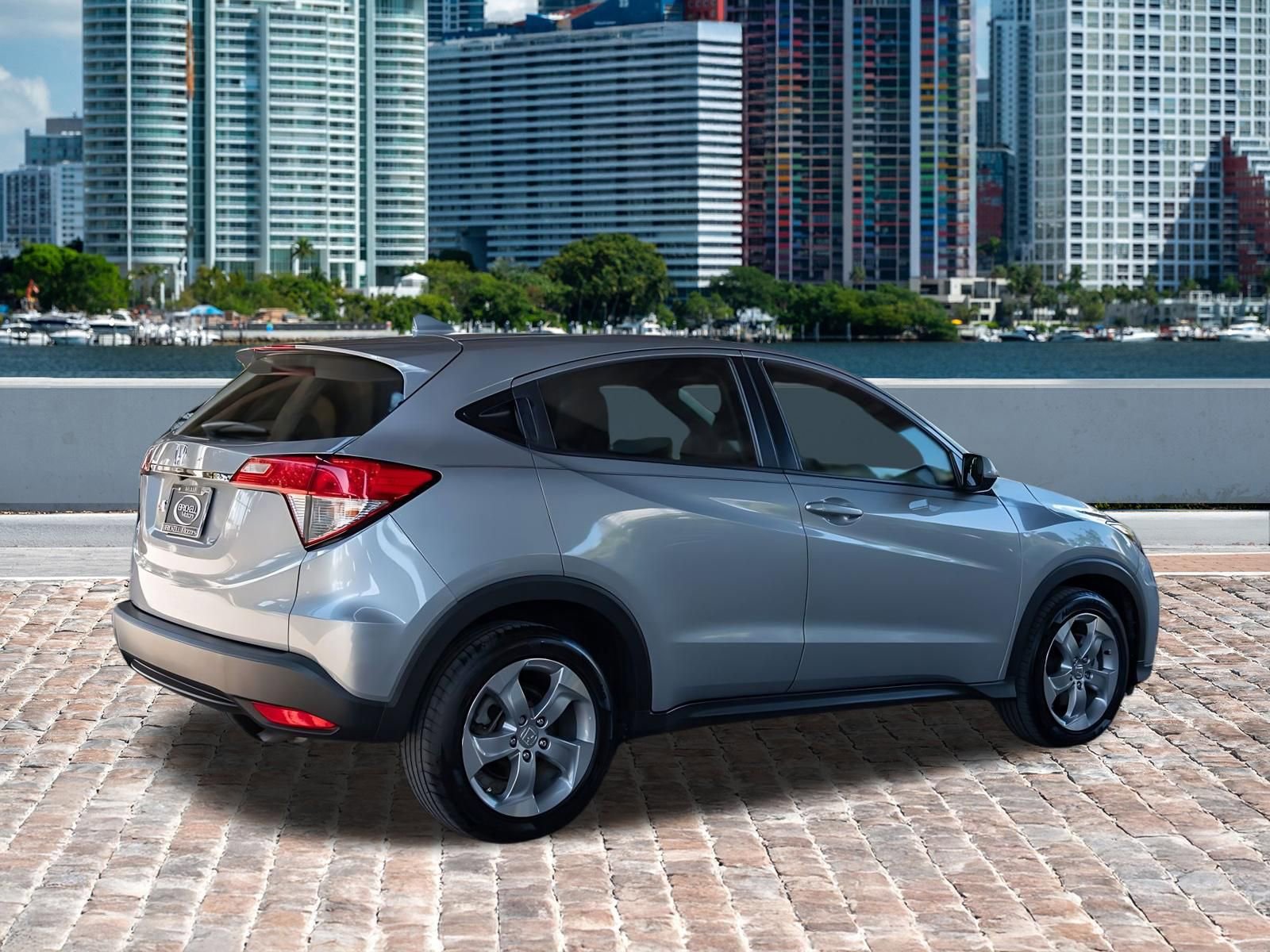 Used 2022 Honda HR-V LX image 12