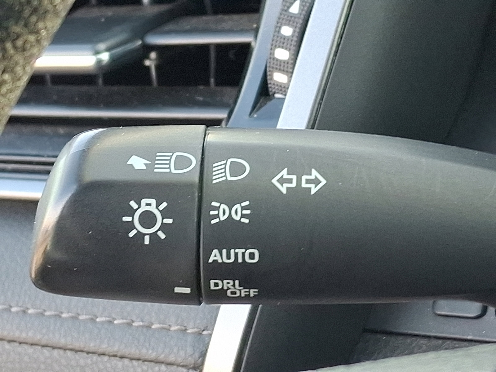 Certified 2022 Toyota Camry LE w/ Convenience Package image 26