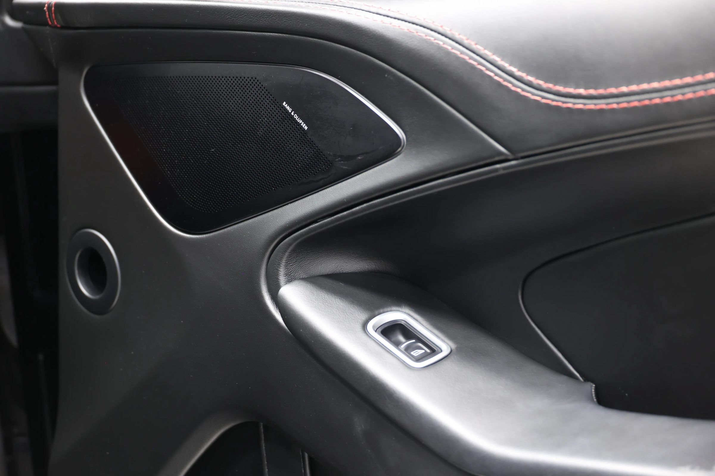 Used 2014 Aston Martin Vanquish Coupe RWD image 68