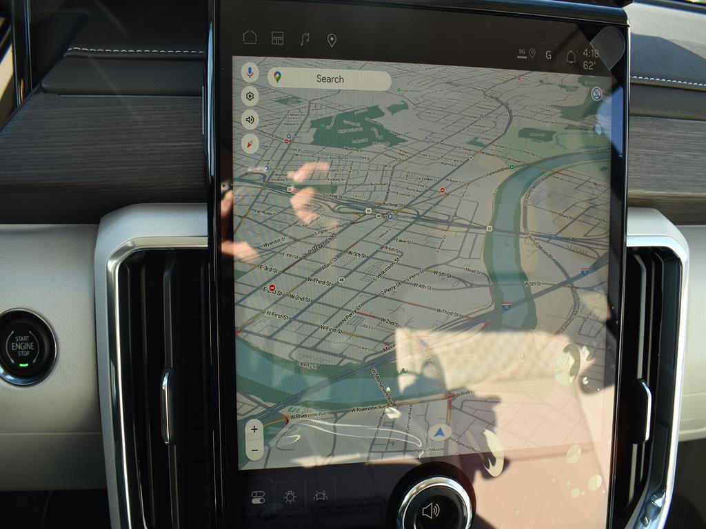 New 2026 GMC Acadia Denali w/ Super Cruise Package image 18