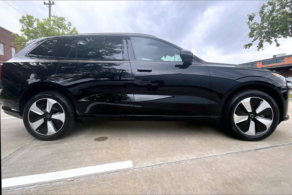 New 2026 Volvo EX90 Plus AWD/4WD image 22