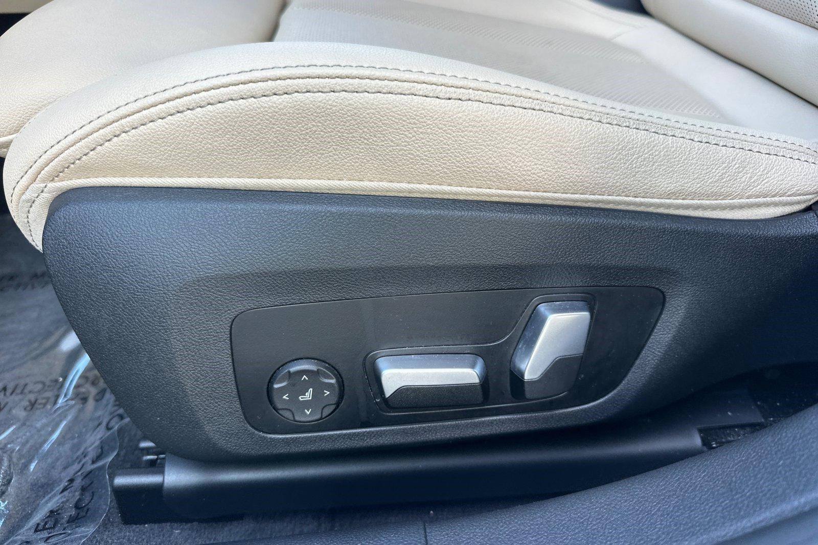 Certified 2023 BMW i4 eDrive40 RWD image 14