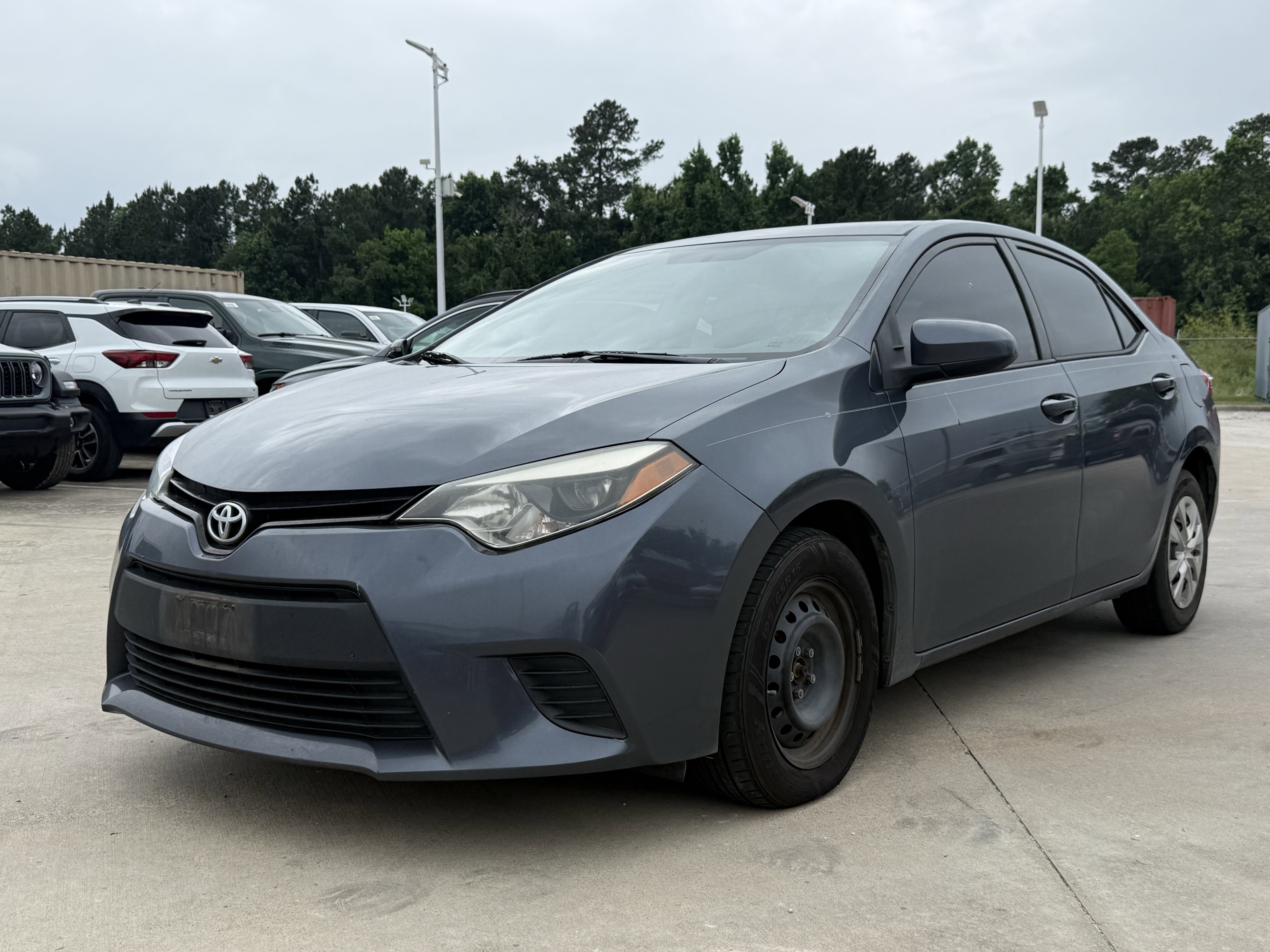 Used 2015 Toyota Corolla L FWD image 9