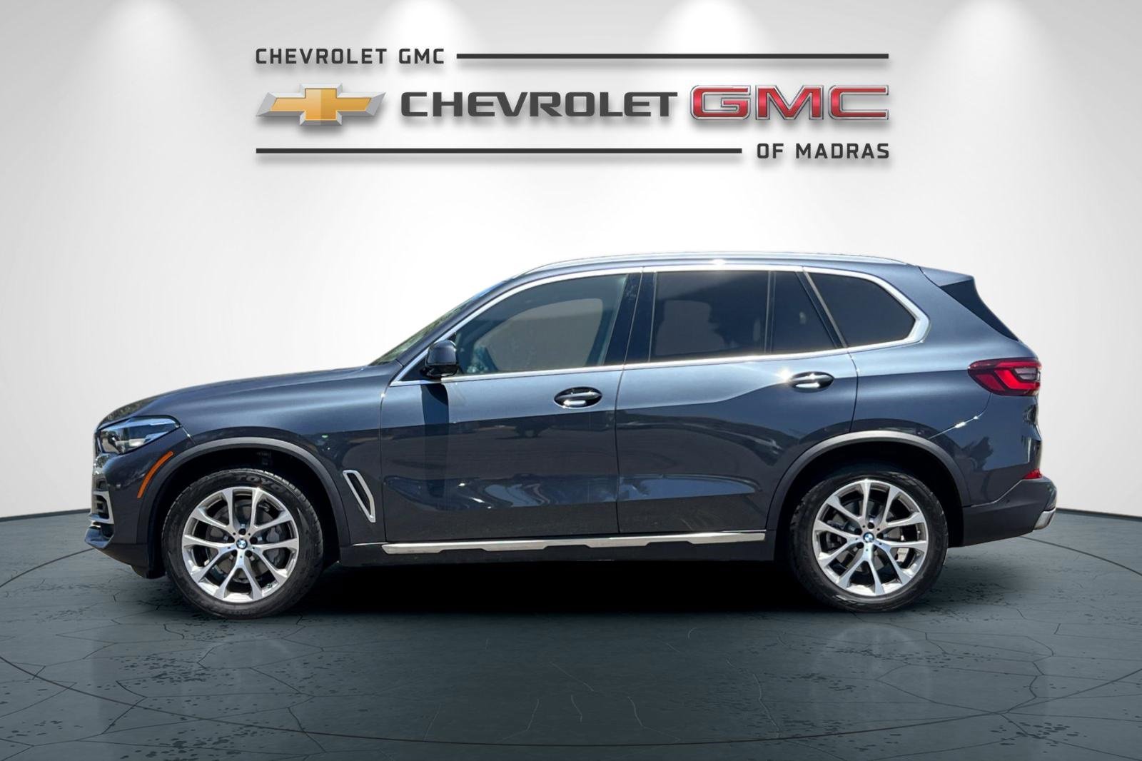 Used 2022 BMW X5 sDrive40i w/ Parking Assistance Package image 6