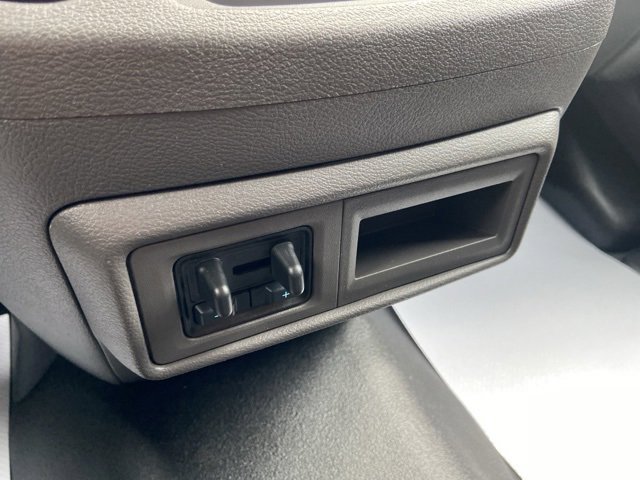 New 2026 Ford Transit 250 148 Medium Roof image 18