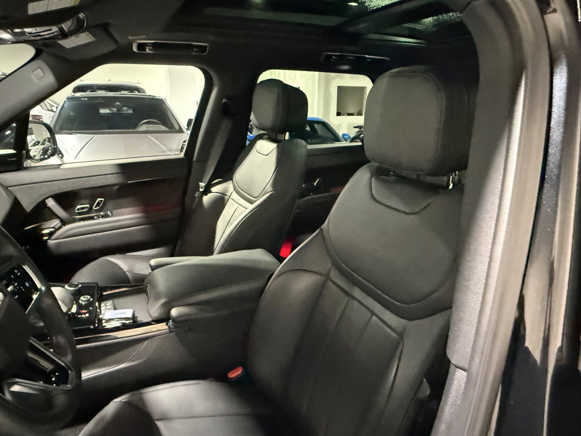 Used 2023 Land Rover Range Rover Sport SE image 21