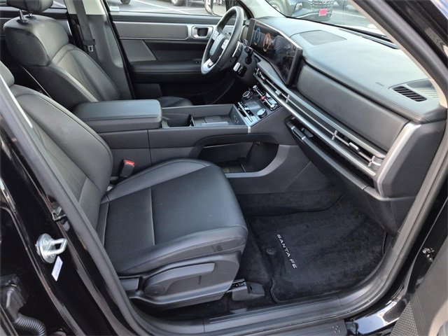 Used 2025 Hyundai Santa Fe SEL image 11