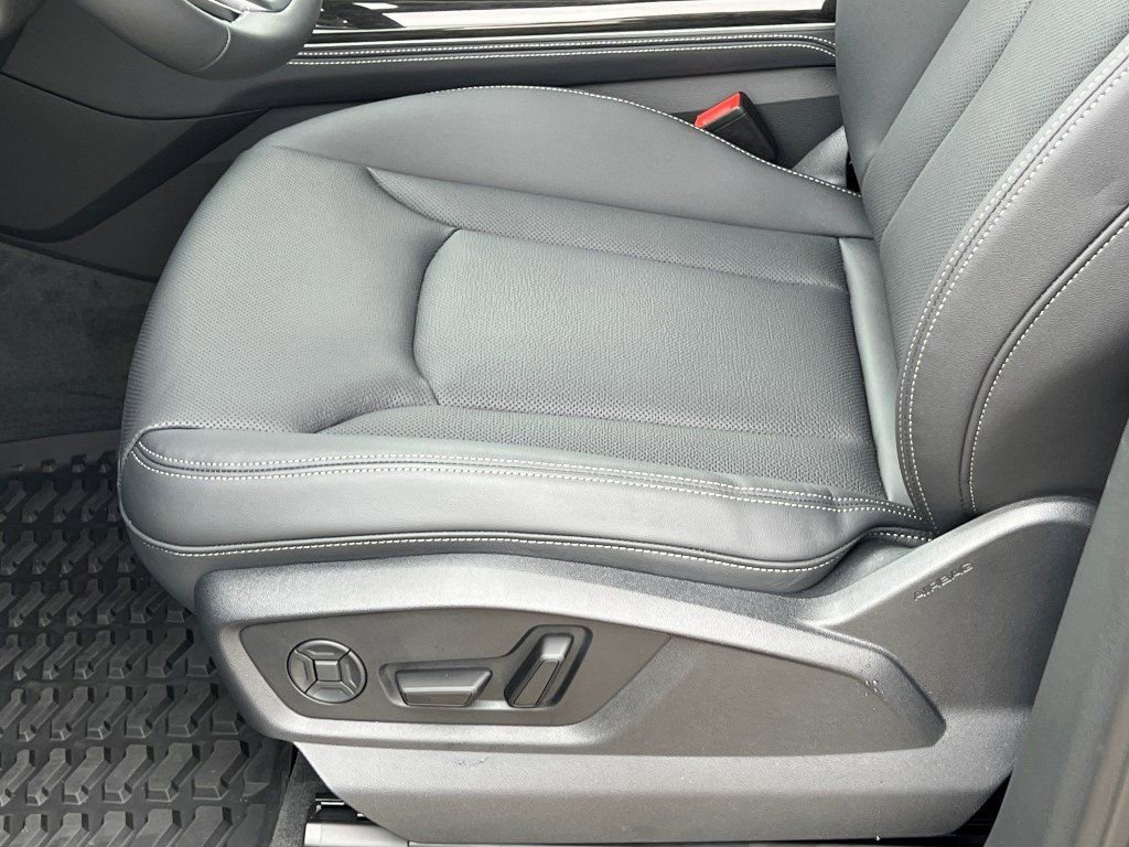 New 2026 Audi Q7 3.0T Premium Plus image 16