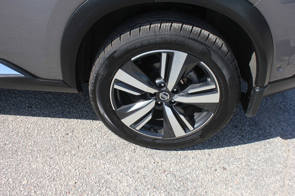 Used 2021 Nissan Rogue Platinum AWD/4WD image 56