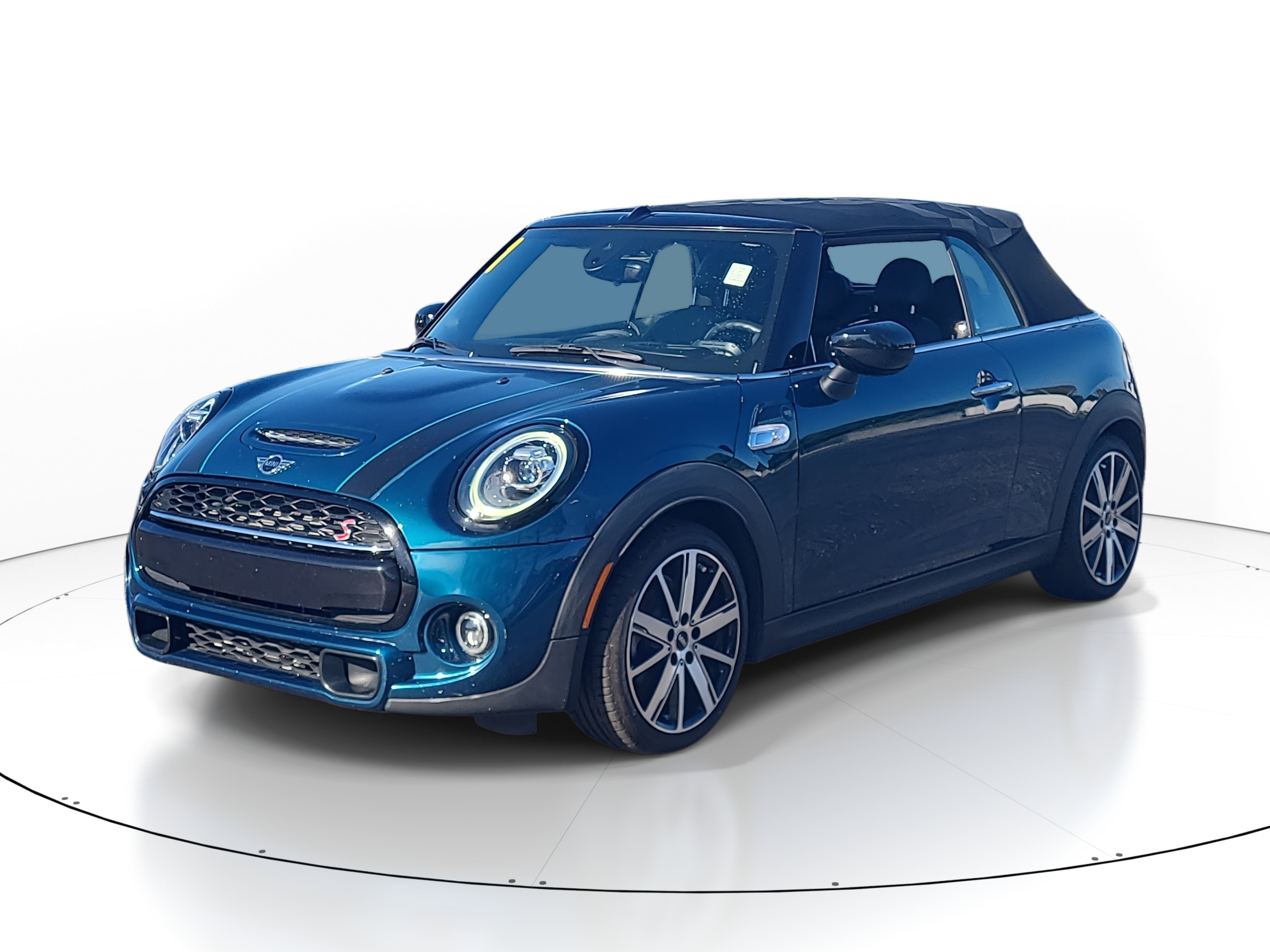 Used 2011 MINI Cooper Hardtop image 2