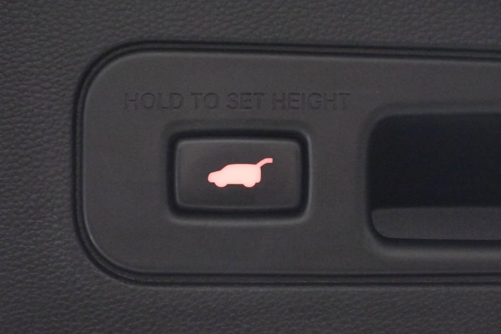 Used 2023 Acura MDX SH-AWD w/ Technology Package image 43