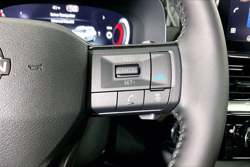 New 2026 Nissan Pathfinder SL AWD/4WD image 29