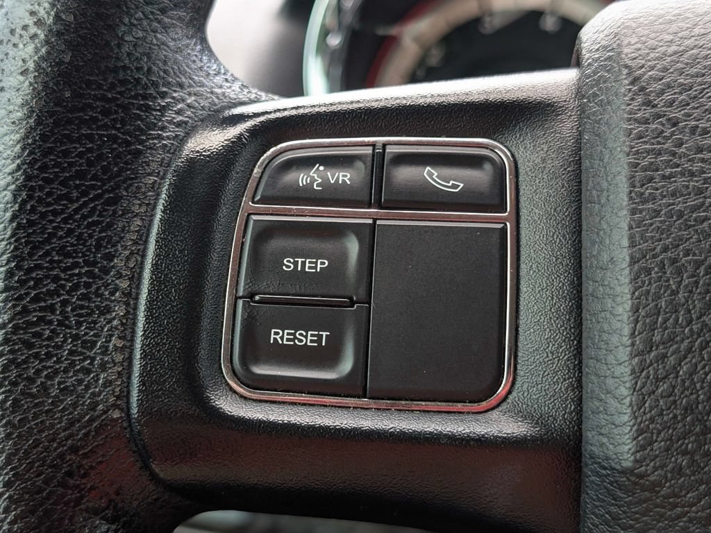 Used 2019 Dodge Grand Caravan SE w/ UConnect Hands-Free Group FWD image 26