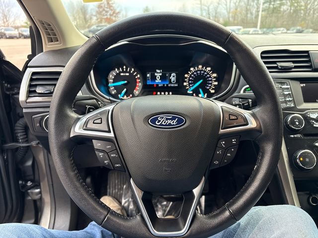 Used 2018 Ford Fusion SE image 27