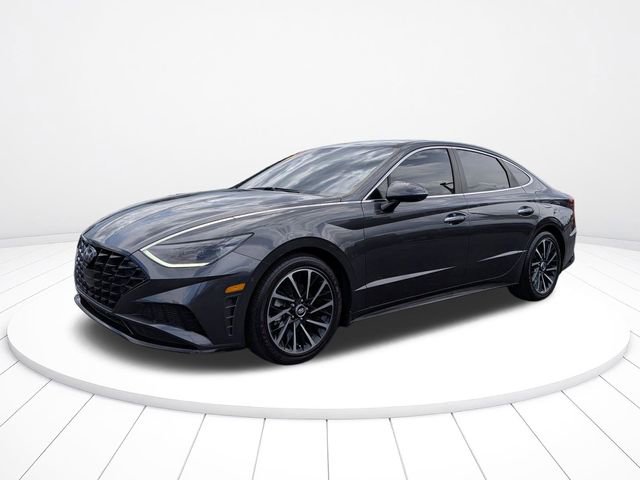 Used 2021 Hyundai Sonata Limited w/ Preferred Accessory Package FWD image 7
