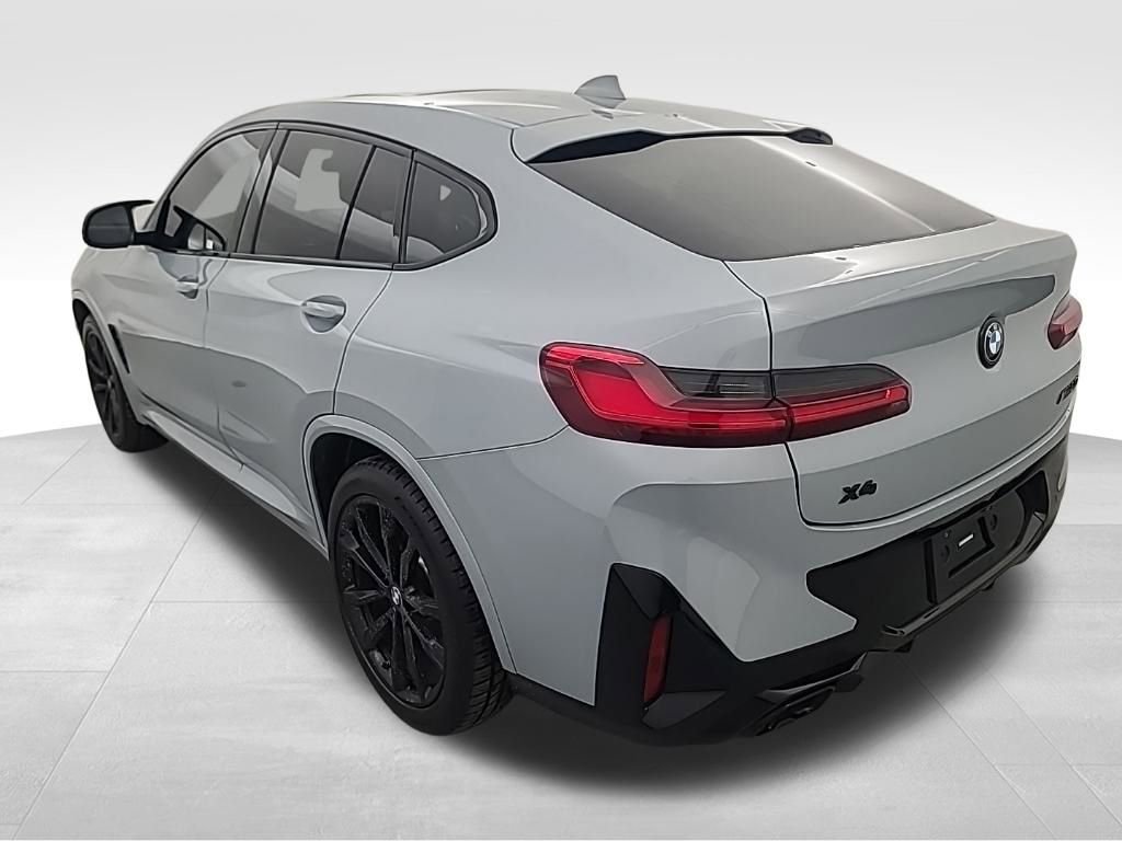 Used 2023 BMW X4 M40i w/ Premium Package image 6