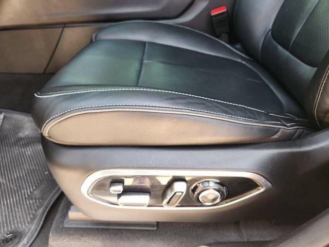 Certified 2021 Jeep Grand Cherokee L Overland w/ Luxury Tech Group IV AWD/4WD image 30