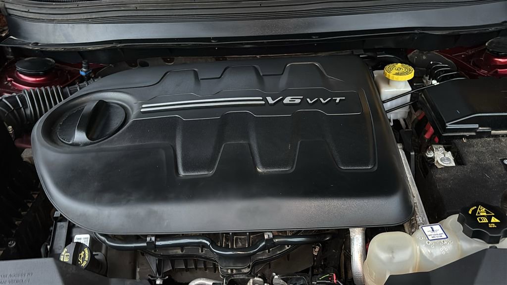 Used 2019 Jeep Cherokee Latitude w/ Cold Weather Group image 31