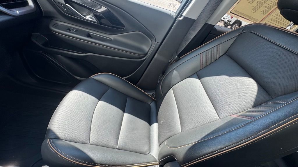 Used 2024 GMC Terrain AT4 w/ LPO, Floor Liner Package AWD/4WD image 26