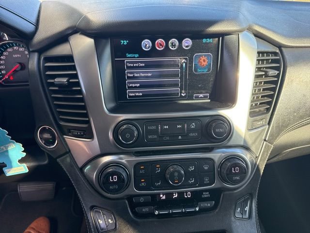 Used 2018 Chevrolet Suburban LT w/ Luxury Package image 11