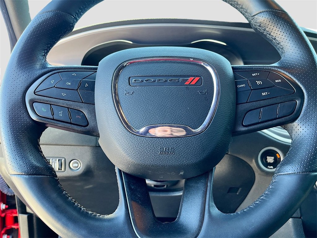 Used 2022 Dodge Charger R/T w/ Blacktop Package image 11