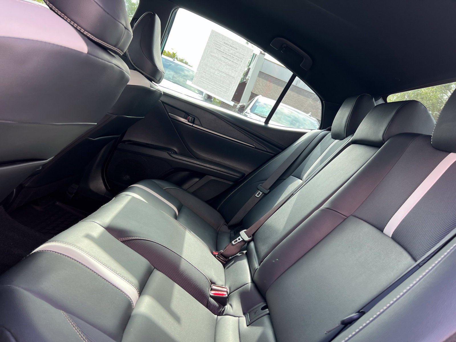 Used 2025 Toyota Camry SE FWD image 38
