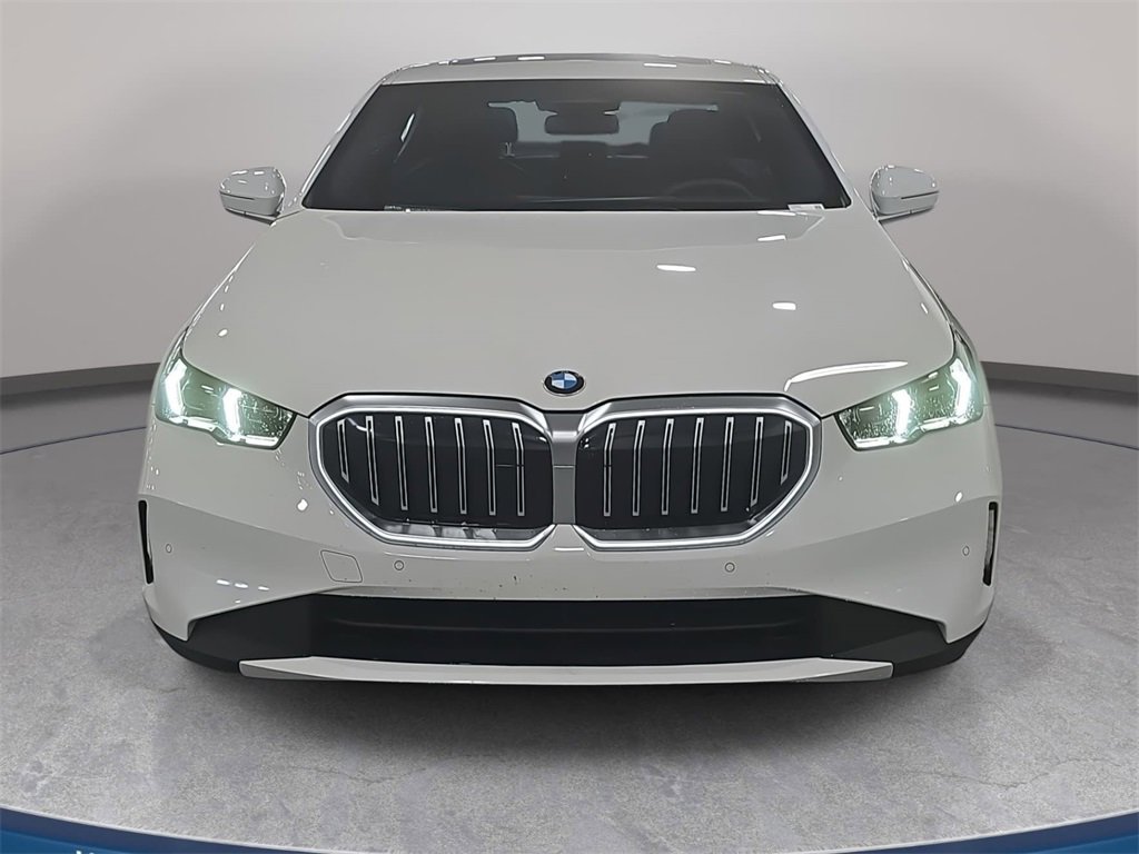 Used 2026 BMW 530i w/ Premium Package image 3