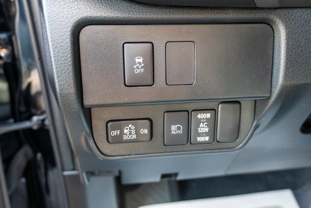 Used 2023 Toyota Tacoma TRD Off-Road w/ TRD Premium Off Road Package AWD/4WD image 19