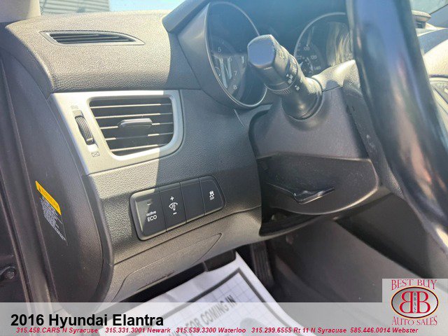 Used 2016 Hyundai Elantra Value Edition FWD image 17