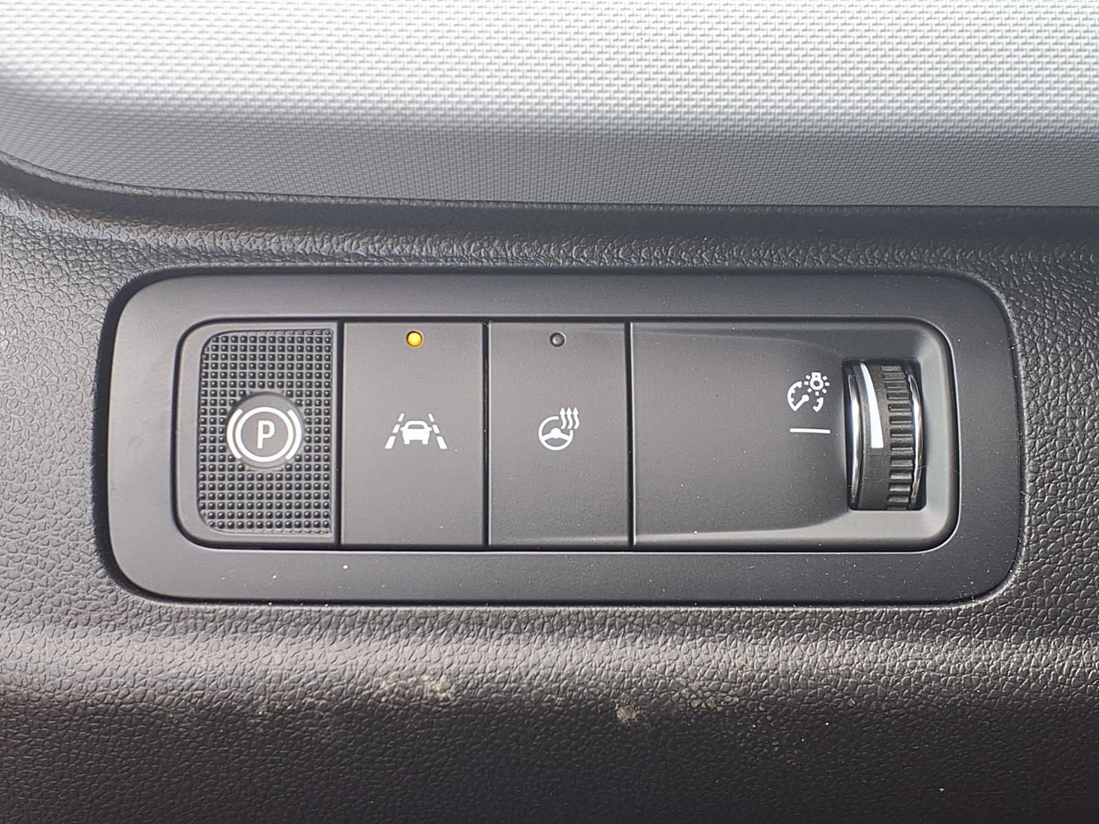 New 2027 Chevrolet Bolt LT w/ Comfort Package FWD image 7