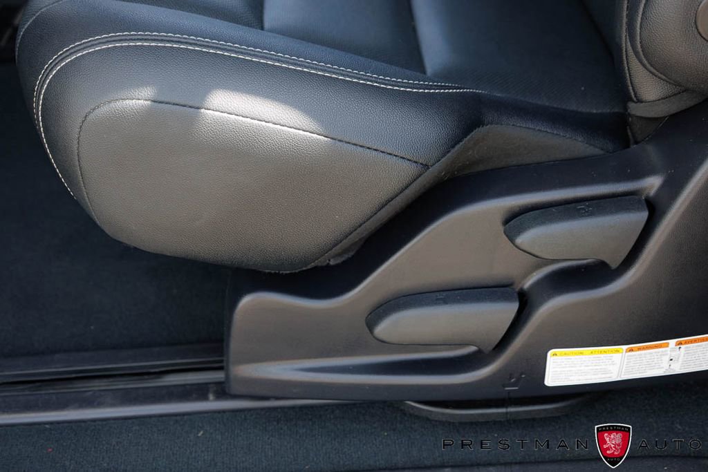 Used 2020 Toyota Sienna SE FWD image 39