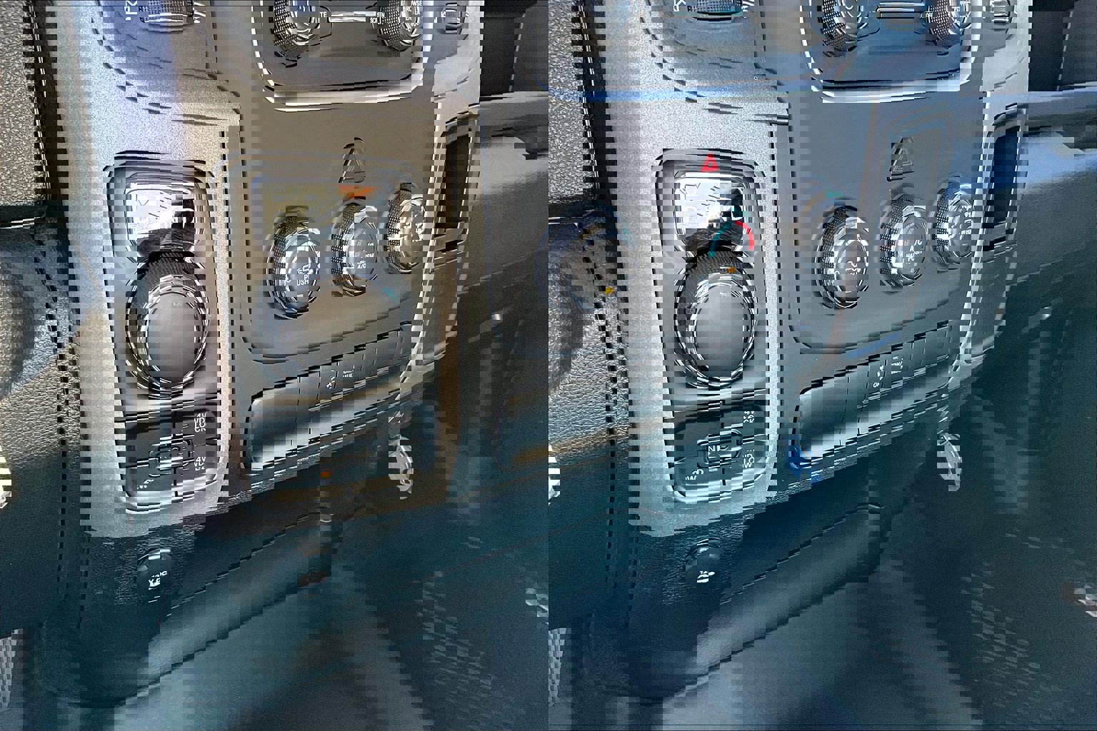 Used 2023 RAM 1500 Tradesman w/ Tradesman SXT Package image 24