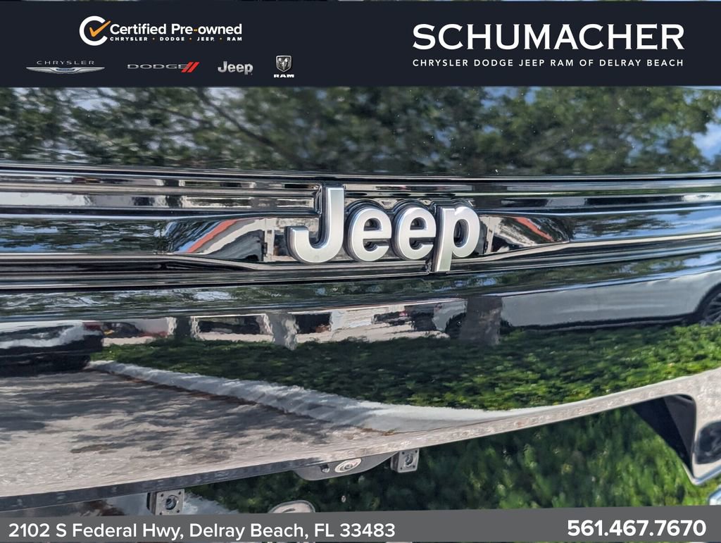 Certified 2023 Jeep Grand Cherokee Summit w/ Adv Protech Group IV RWD image 15