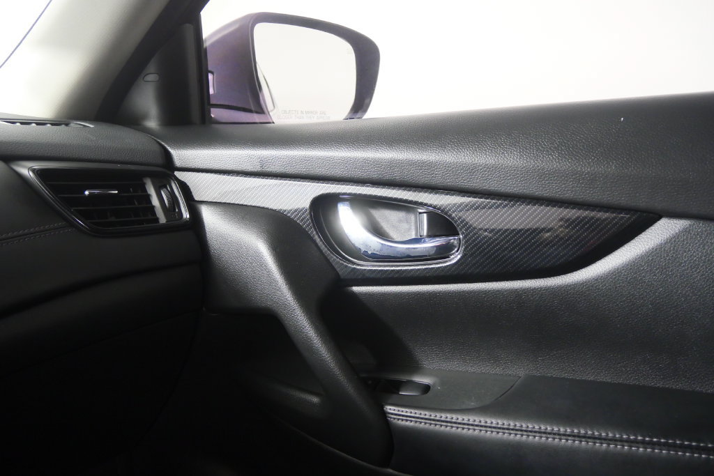 Used 2017 Nissan Rogue SL FWD image 23