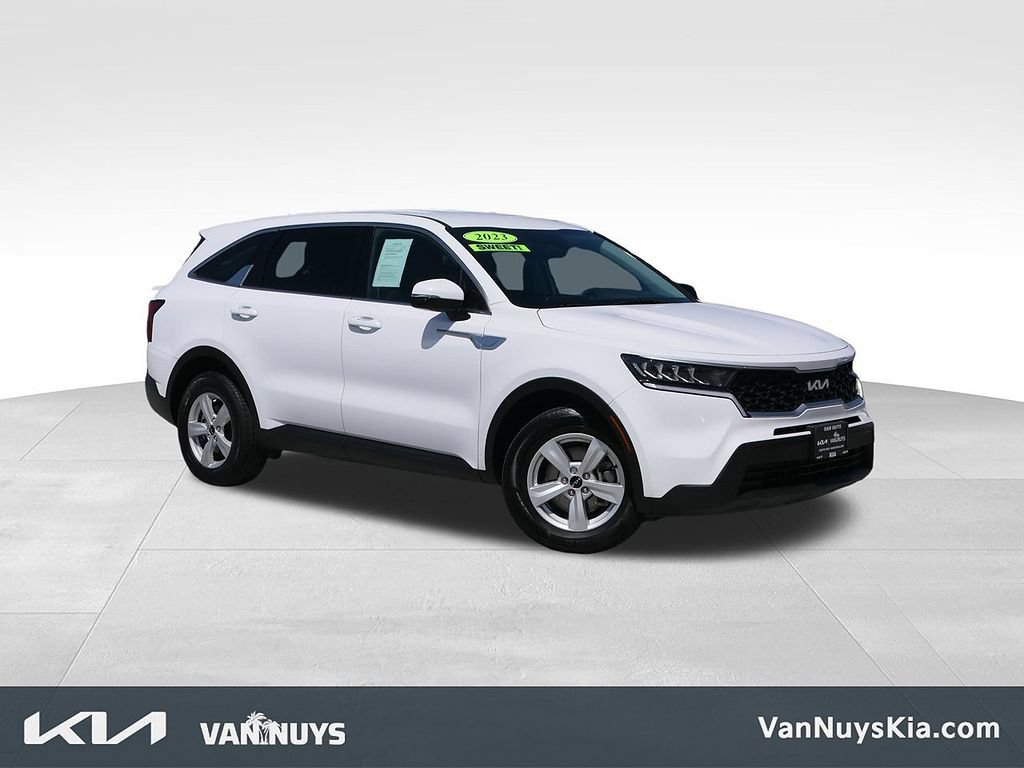 Used 2023 Kia Sorento LX FWD image 29