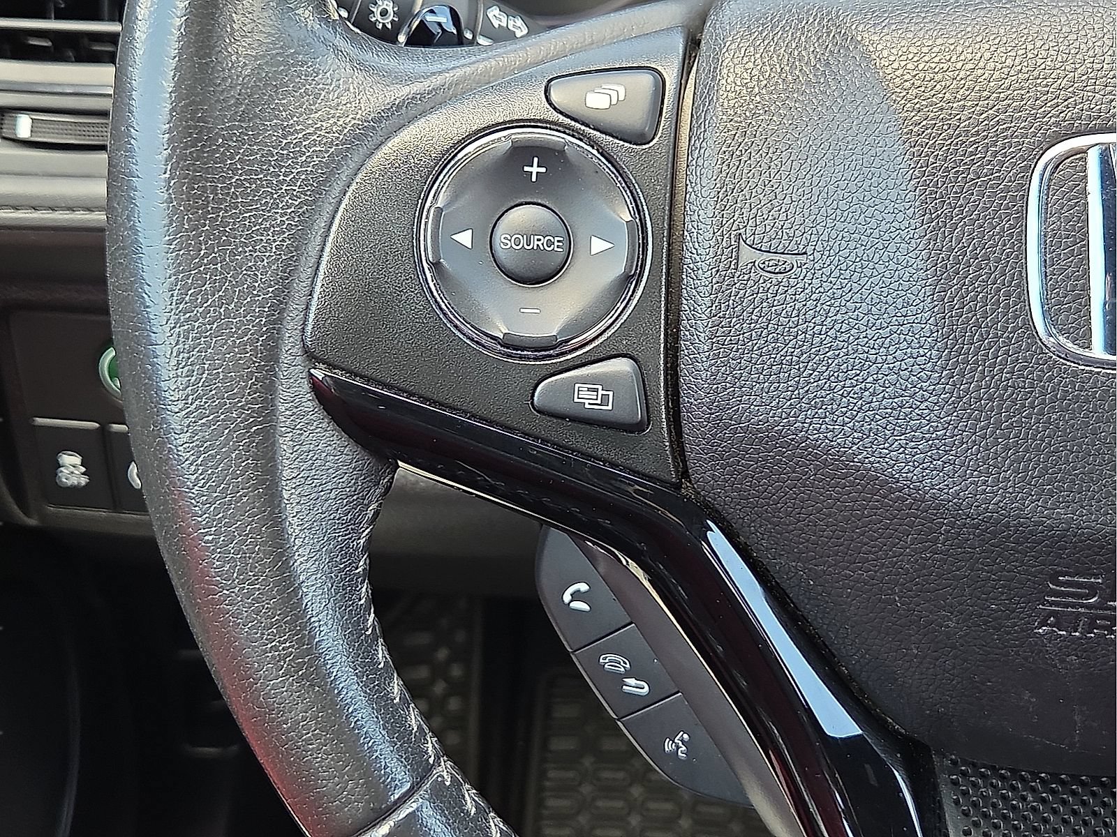 Used 2019 Honda HR-V Sport image 18
