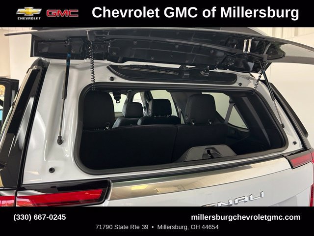 New 2027 GMC Yukon Denali w/ Sun & Power Step Package AWD/4WD image 27