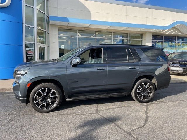 Used 2021 Chevrolet Tahoe RST w/ Luxury Package image 2