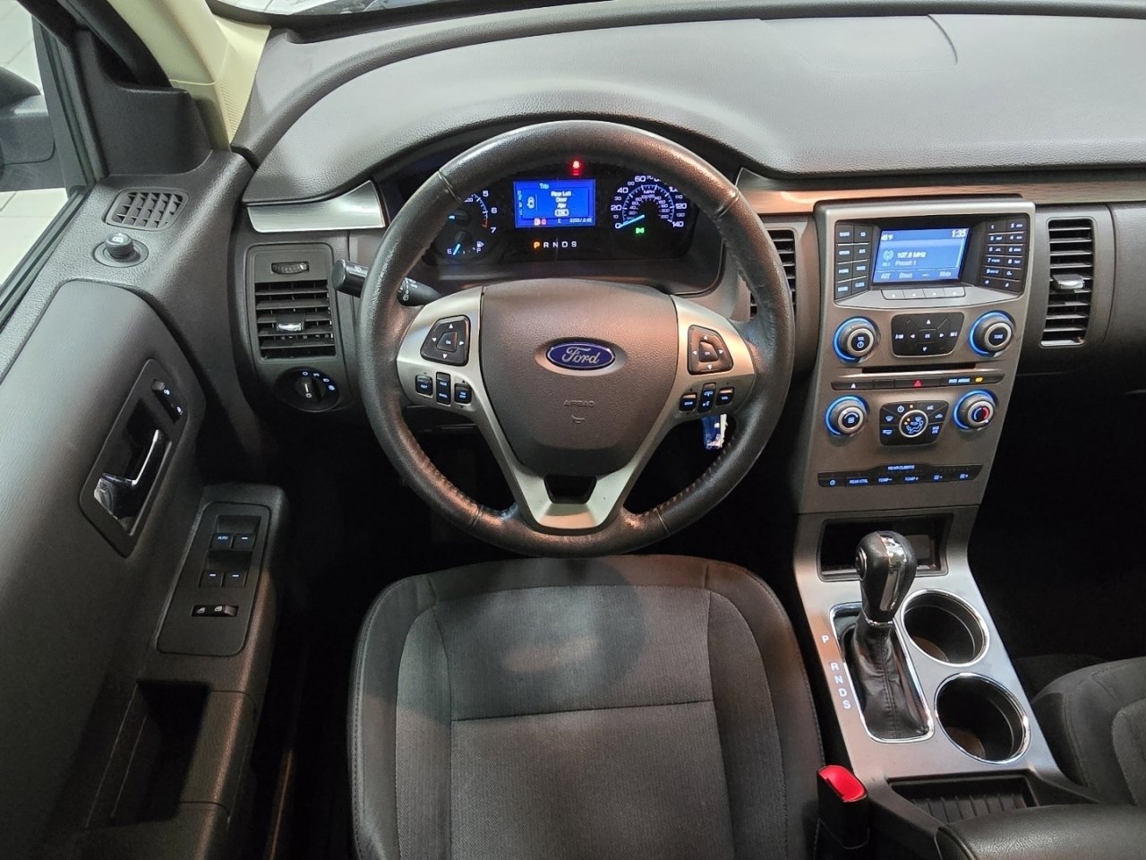 Used 2019 Ford Flex SE image 20