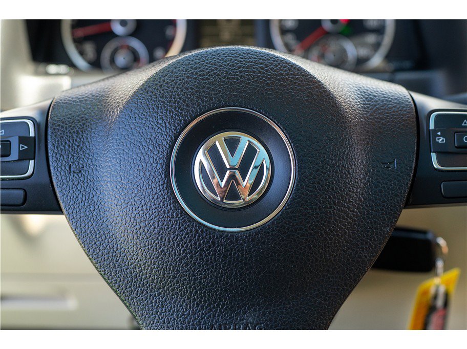 Used 2013 Volkswagen Tiguan S FWD image 18