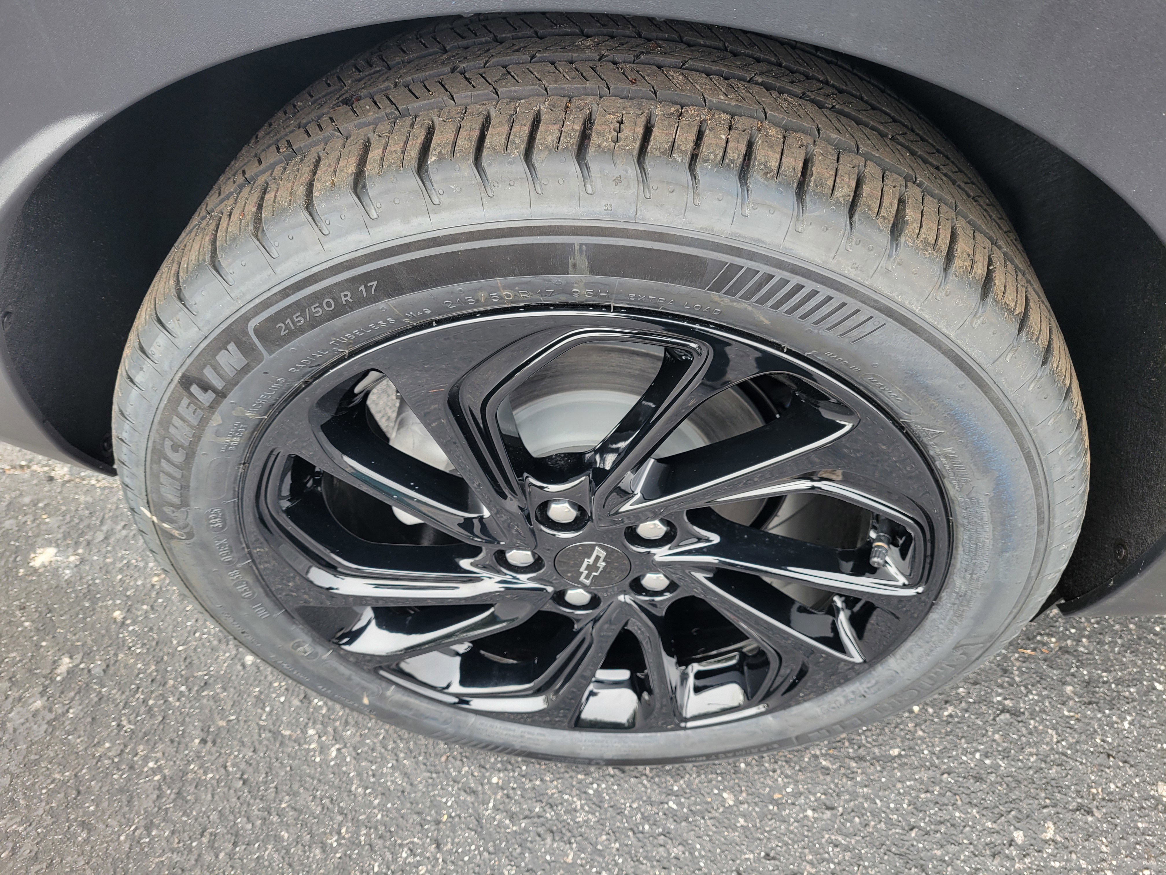 New 2027 Chevrolet Bolt RS w/ Technology Package image 42