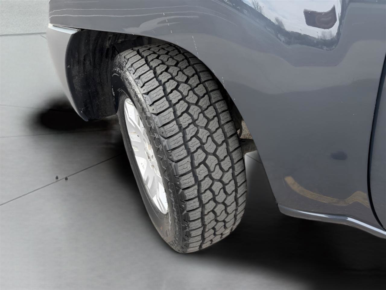 Used 2013 Nissan Xterra X image 28