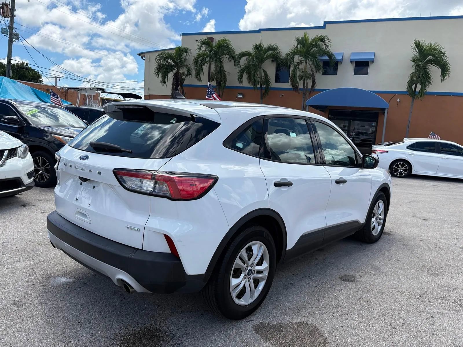 Used 2020 Ford Escape S image 6