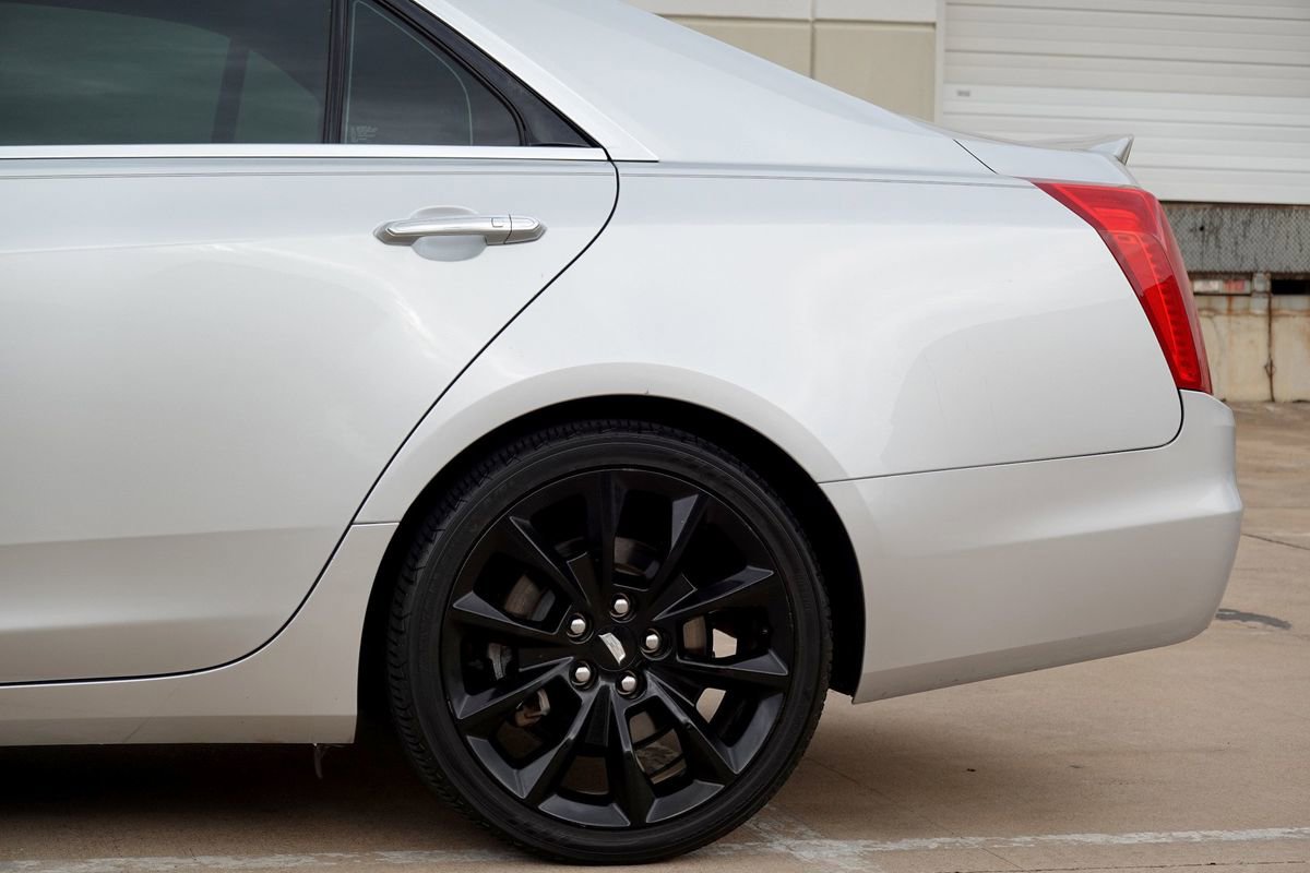 Used 2015 Cadillac CTS Luxury RWD image 23