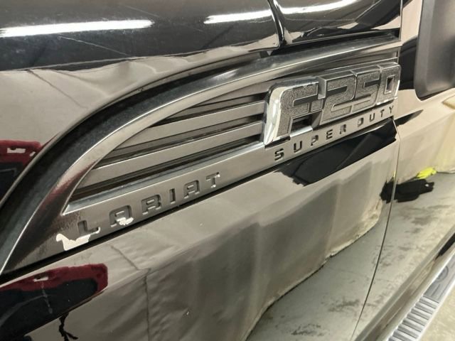 Used 2016 Ford F250 Lariat w/ Lariat Ultimate Package image 8