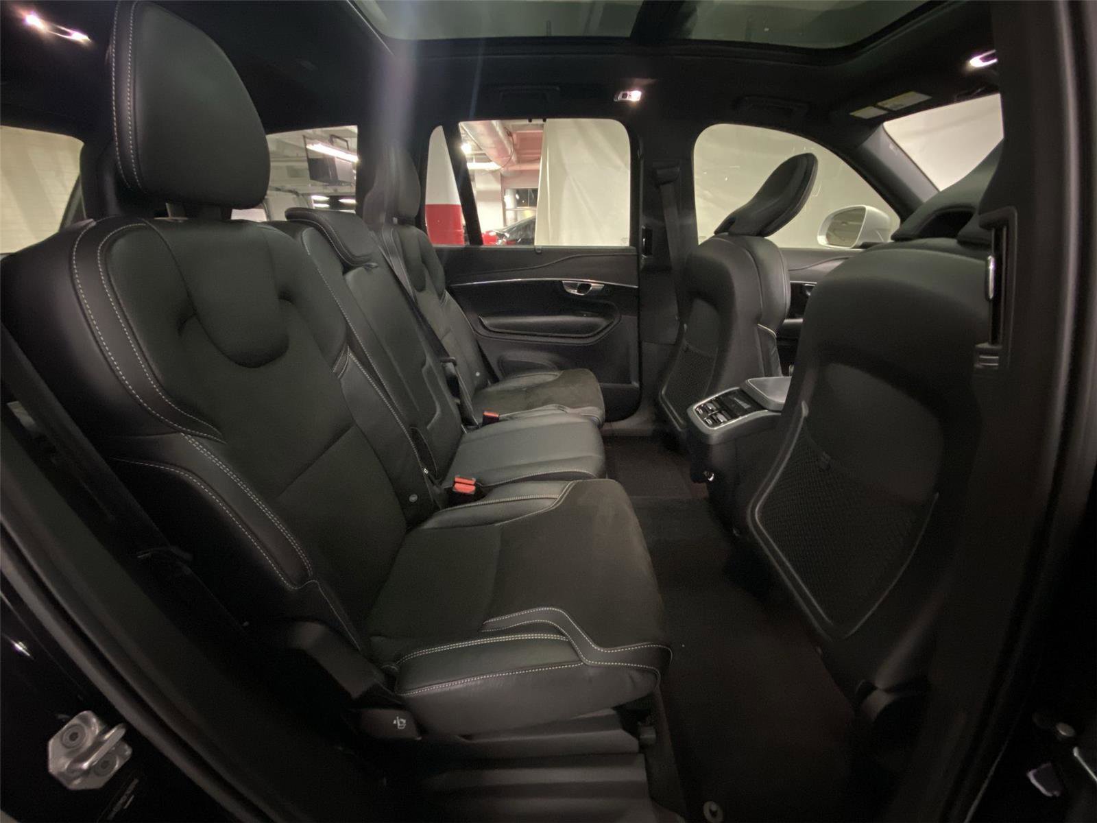 Used 2019 Volvo XC90 T5 R-Design w/ Advanced Package image 29